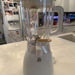 Drew Barrymore Beautiful Slush Crush Frozen Drink Maker – Never Used