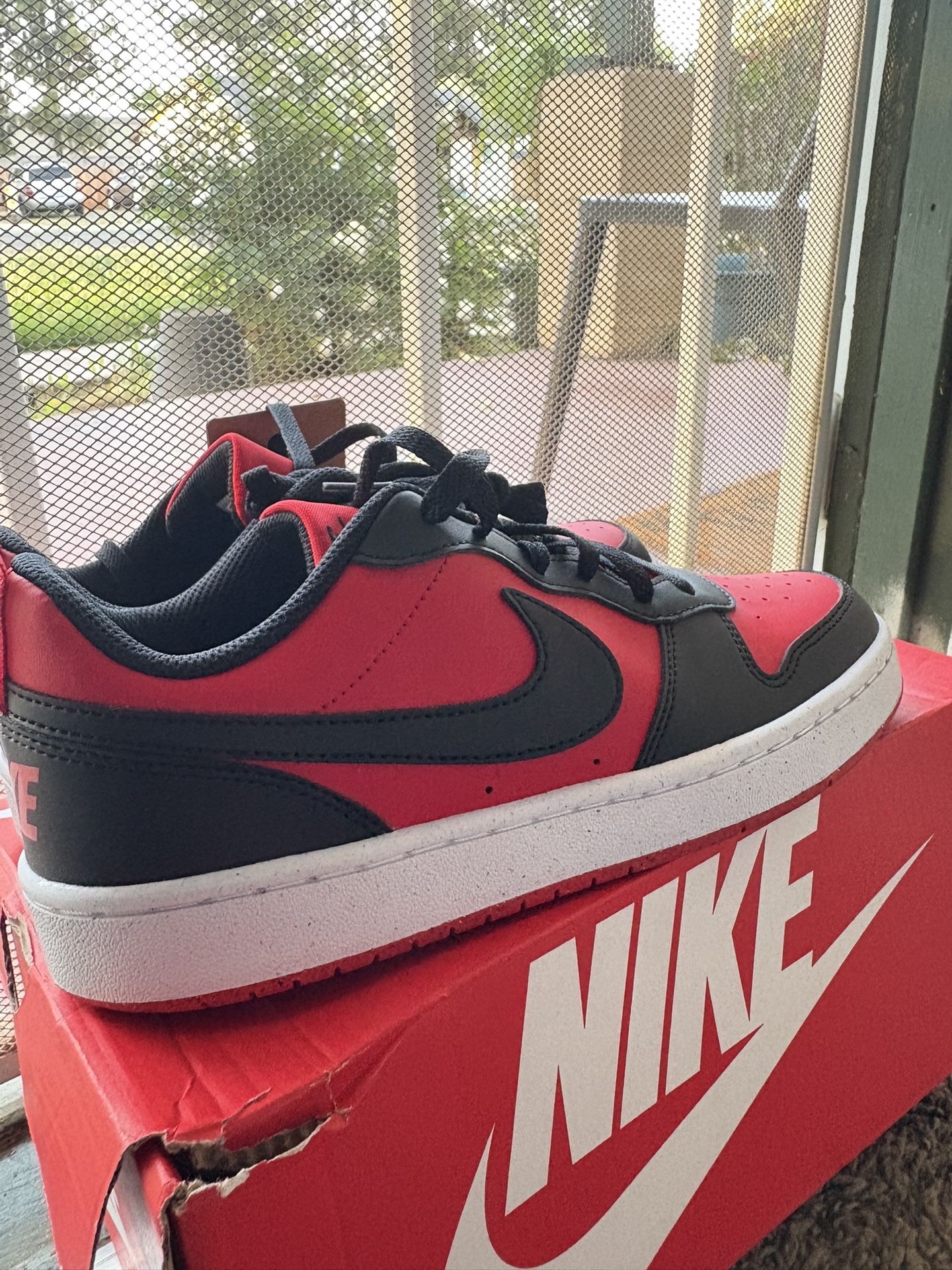 NEW 7Y COURT BOROUGH LOW RECRAFT (GS)