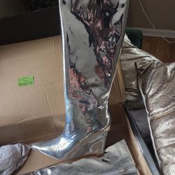 Silver Boot