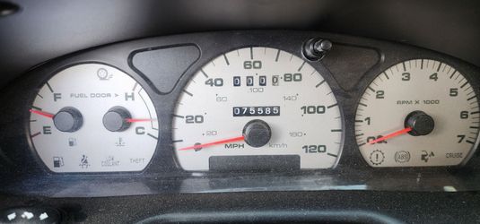 2003 Ford Taurus