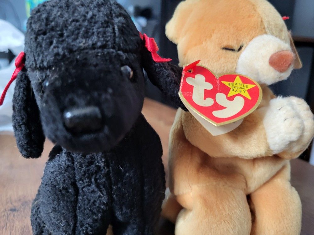 Great Offer for TY Beanie Baby Originals: Gigi ( DOB:4/7/ 1997) and Hope ( DOB:3/23/1998)7