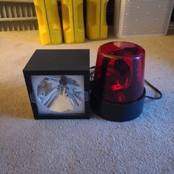 120 Volt Plug In Emergency Light & Strobe Light