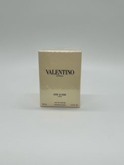 Valentino Donna Born in Roma Ivory