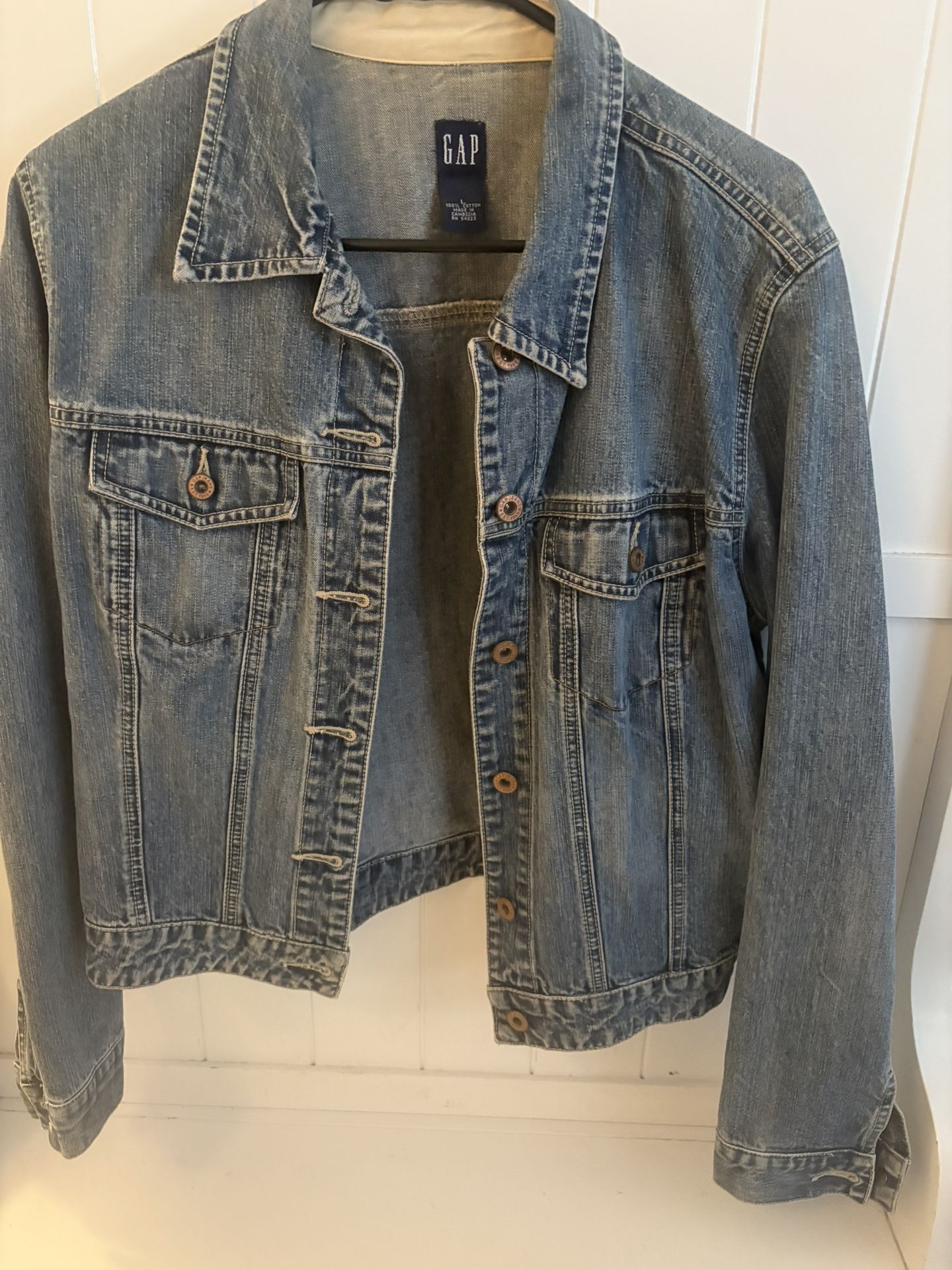 Gap Jean Jacket Size L