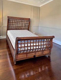 Queen Size Set ( deliver available)