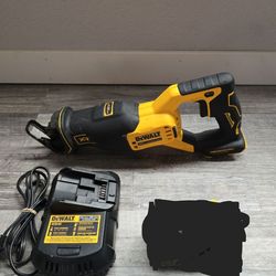 DEWALT 20V BRUSHLESS SAWZALL WITH CHARGER, NO BATTERY