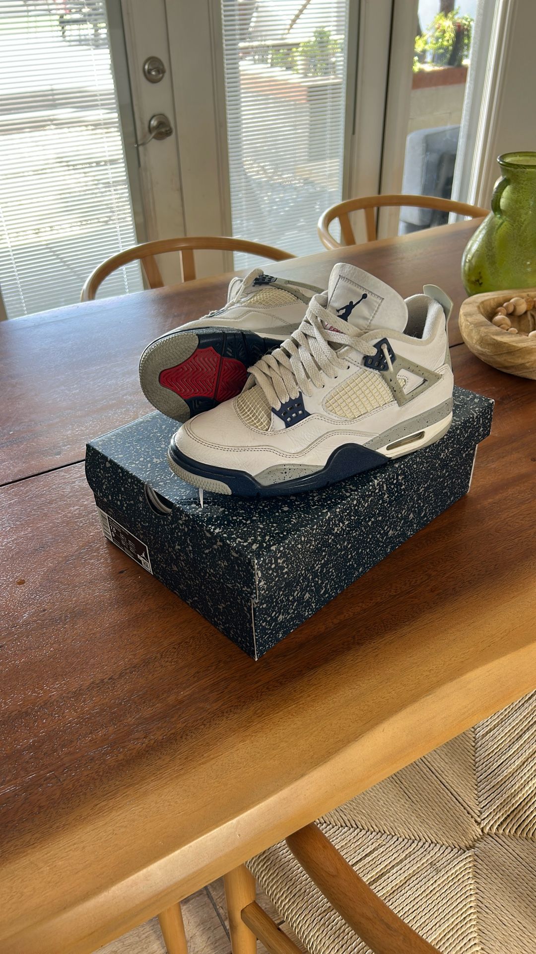 Air Jordan 4 Retro Midnight Navy