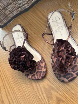 Jessica Simpson Thong Sandals - size 7