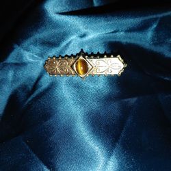 Goldtone Pin With Tiger eye stone