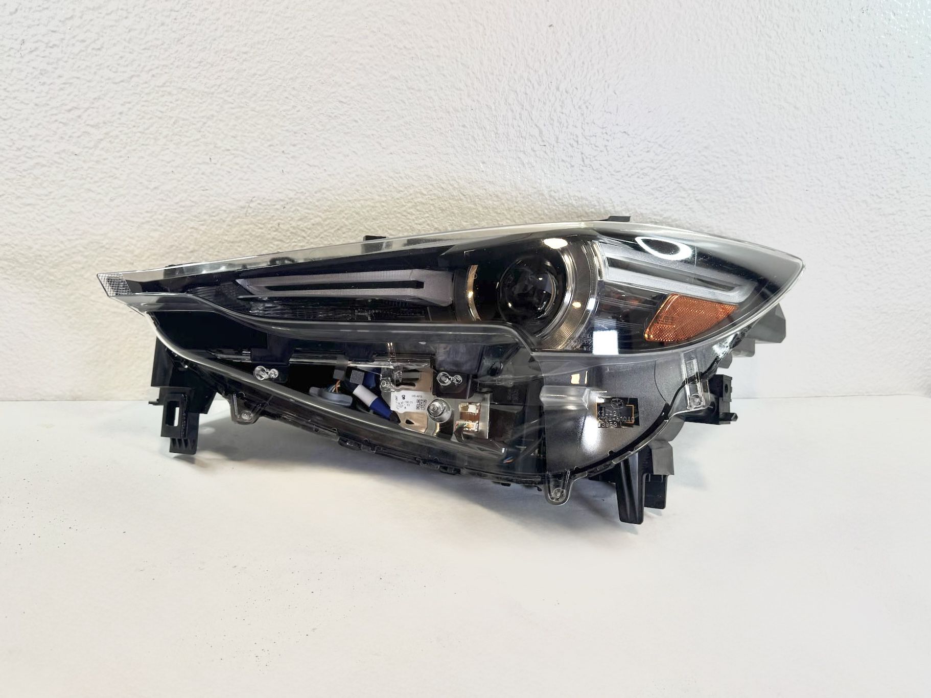 2017 - 2021 MAZDA CX-5 ADAPTIVE LED LH DRIVER SIDE HEADLIGHT OEM