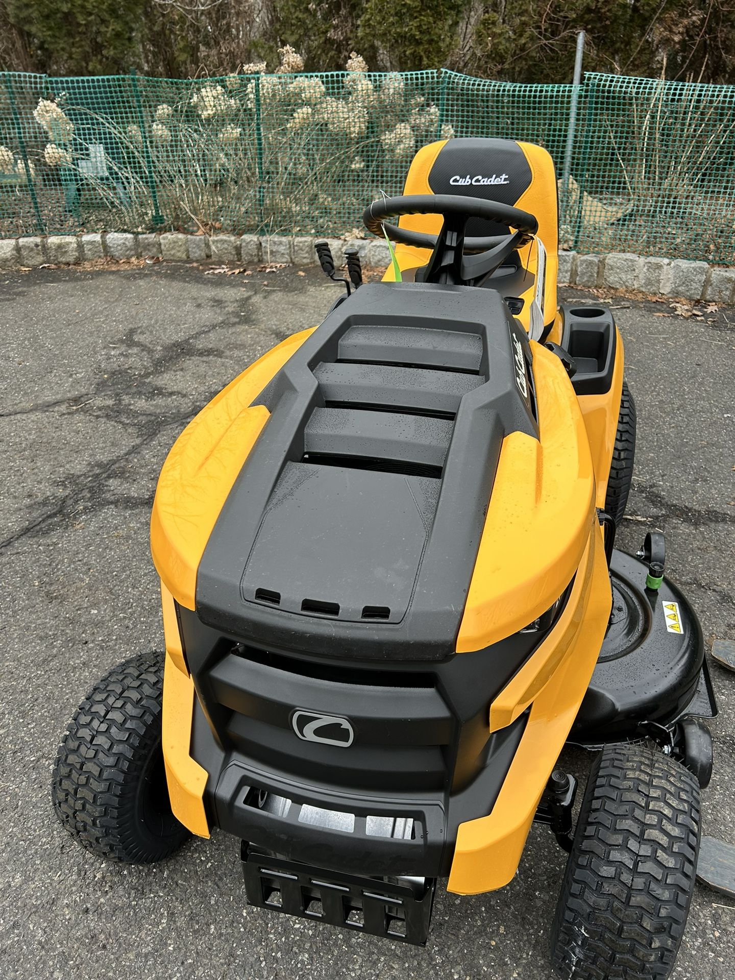 Cub Cadet 46”Ride On Mower