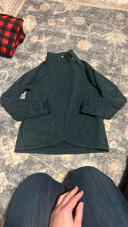 Athleta Girl sweater Size 12