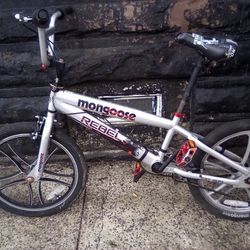 Freestyle mongoose BMX Bike 