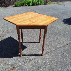 Corner Table/Desk