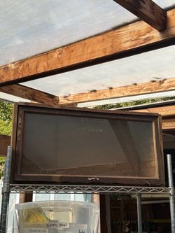 Wood crate, glass front