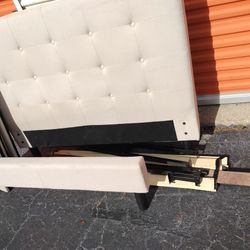 ✨✨FullSize Accent BedFrame✨✨