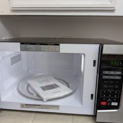 TOSHIBA Microwave