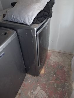 Washer dryer