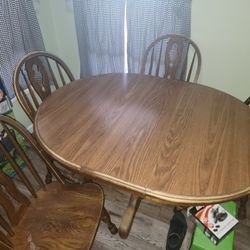 Dining / Kitchen Table