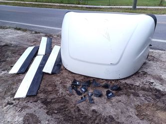 Semi Truck Roof Cab Roof Air Deflector Fairing & Hardware