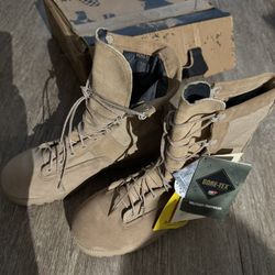 MILITARY BOOTS