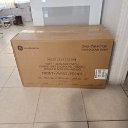 Brand New GE Microwave 