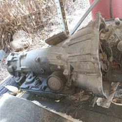 4l60e Transmission 4x4 Good Used. Works Great. From 2001 