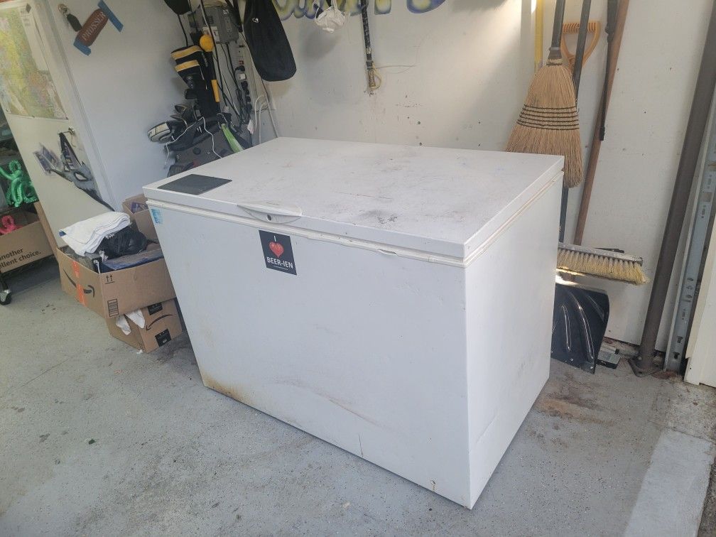 Frigidaire Freezer