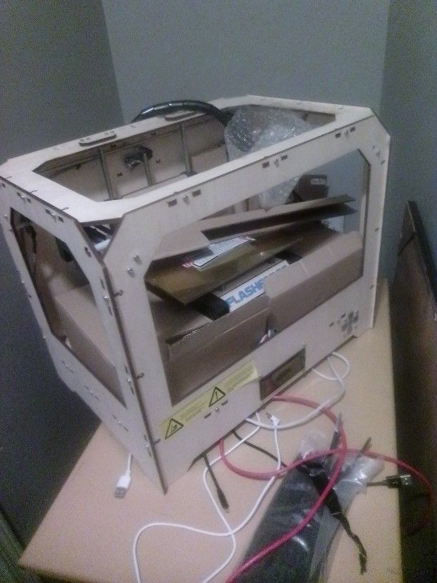 Flash forge Creator Pro 3 D Printer