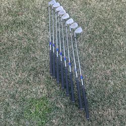 US Kids Golf 12 Piece Set