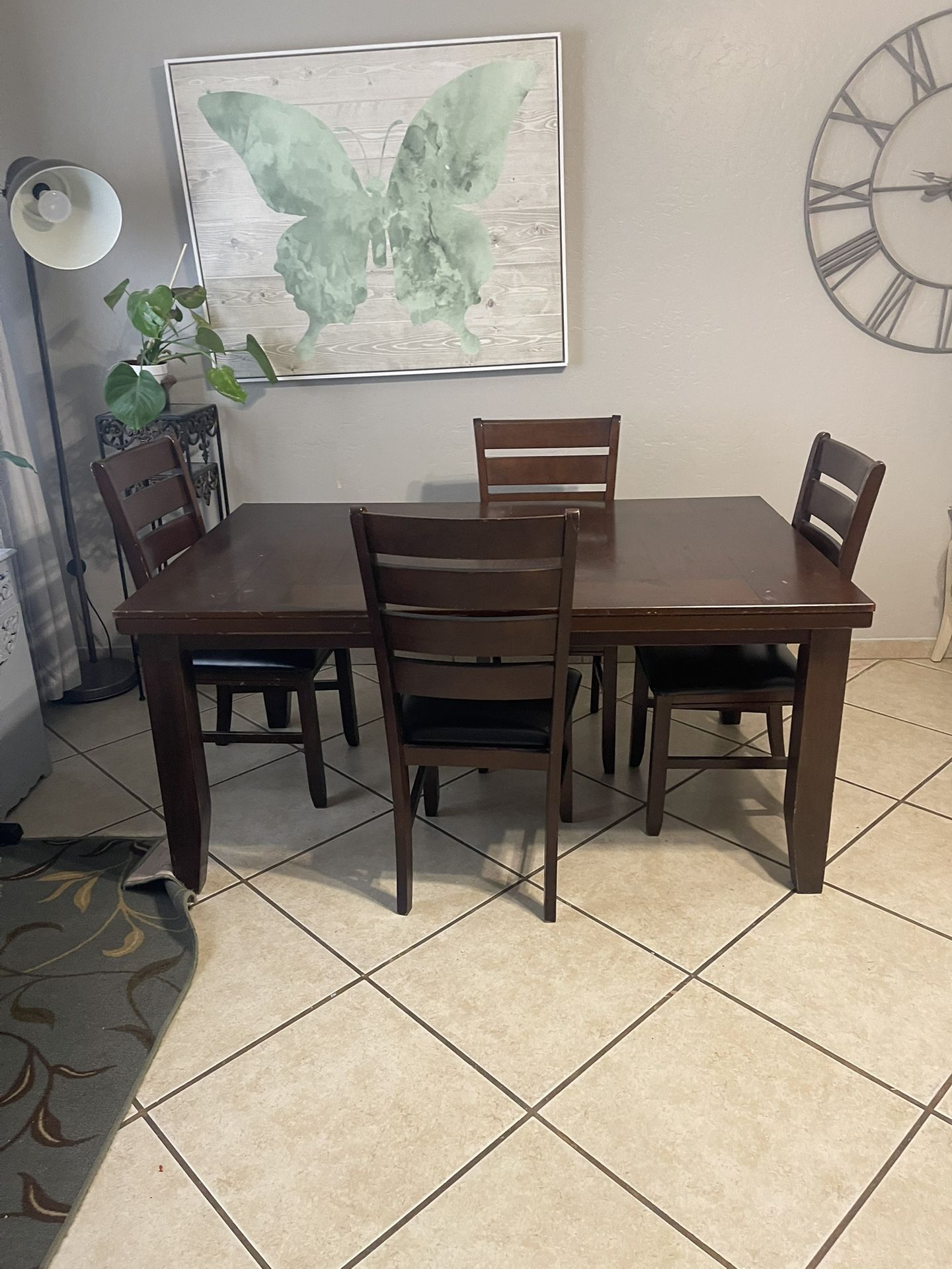 Dining Table Set