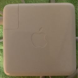 MacBook Pro Charger 