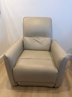 Recliner chair