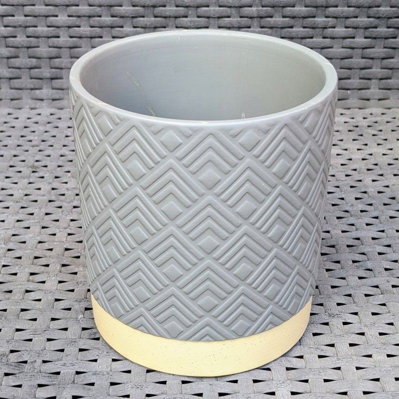 5.5"H x 5"L round gray geometric design ceramic flower succulent plant container pot planter bowl