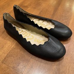 Woman’s same Edelman leather flats size 9, shipping available