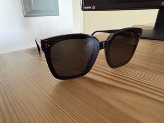Gentle Monster Sunglasses - Dreamer 17 Black