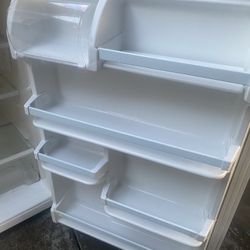 Whirlpool Refrigerator 