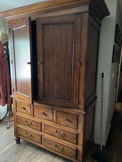 Bedroom Armoire