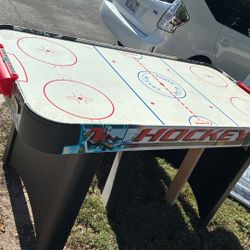 Air Hockey Table