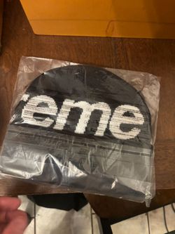 Big script Supreme beanie