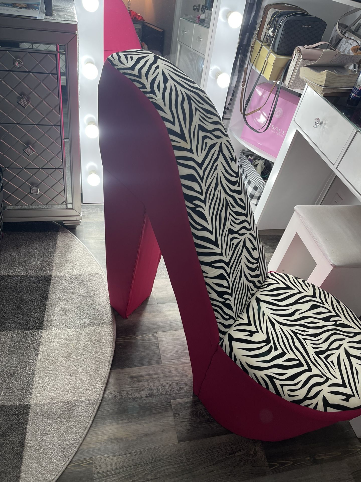 High heel Chair