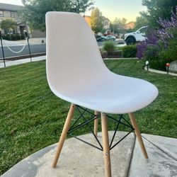 White Desk Chair