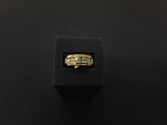 Ring - Wedding Band - Yellow Gold 10k (.417) 9.1 grams Size 10.5
