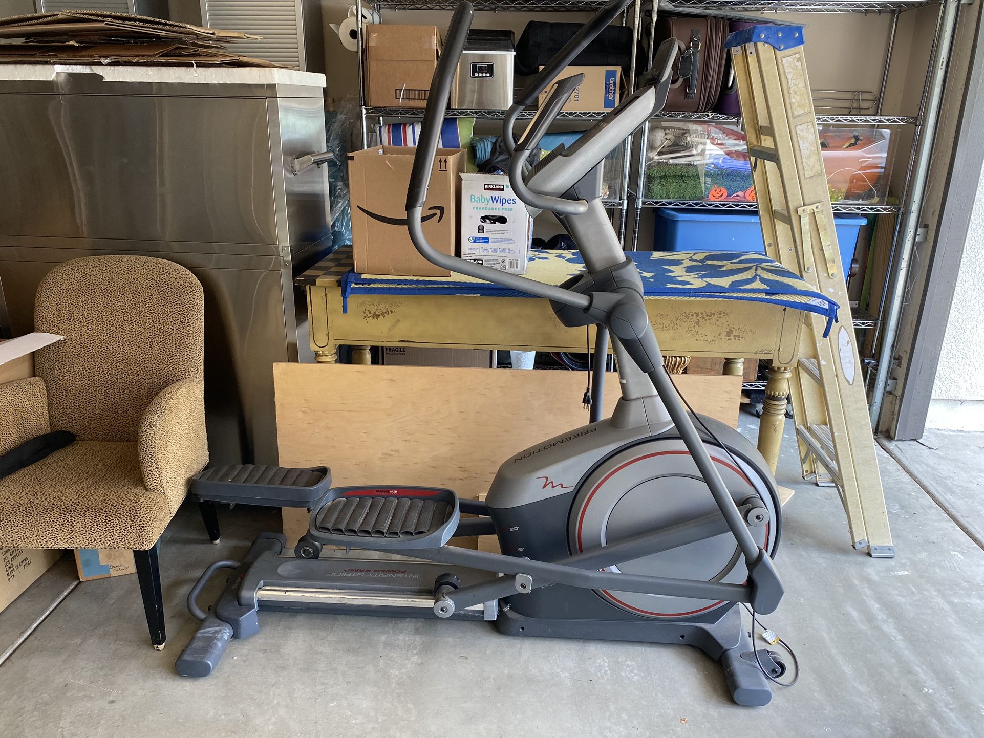 FreeMotion 445 Elliptical