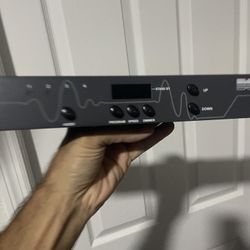botex cnd4 multi strobe light controller dmx  For disco / party strobe lights dmx  See pictures for details  No power supply is included  No original 