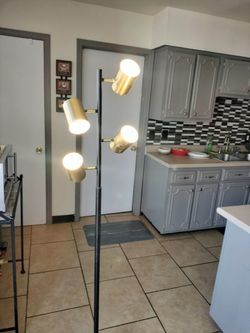 Lámpara Dimable En Muy Buenas Condiciones 