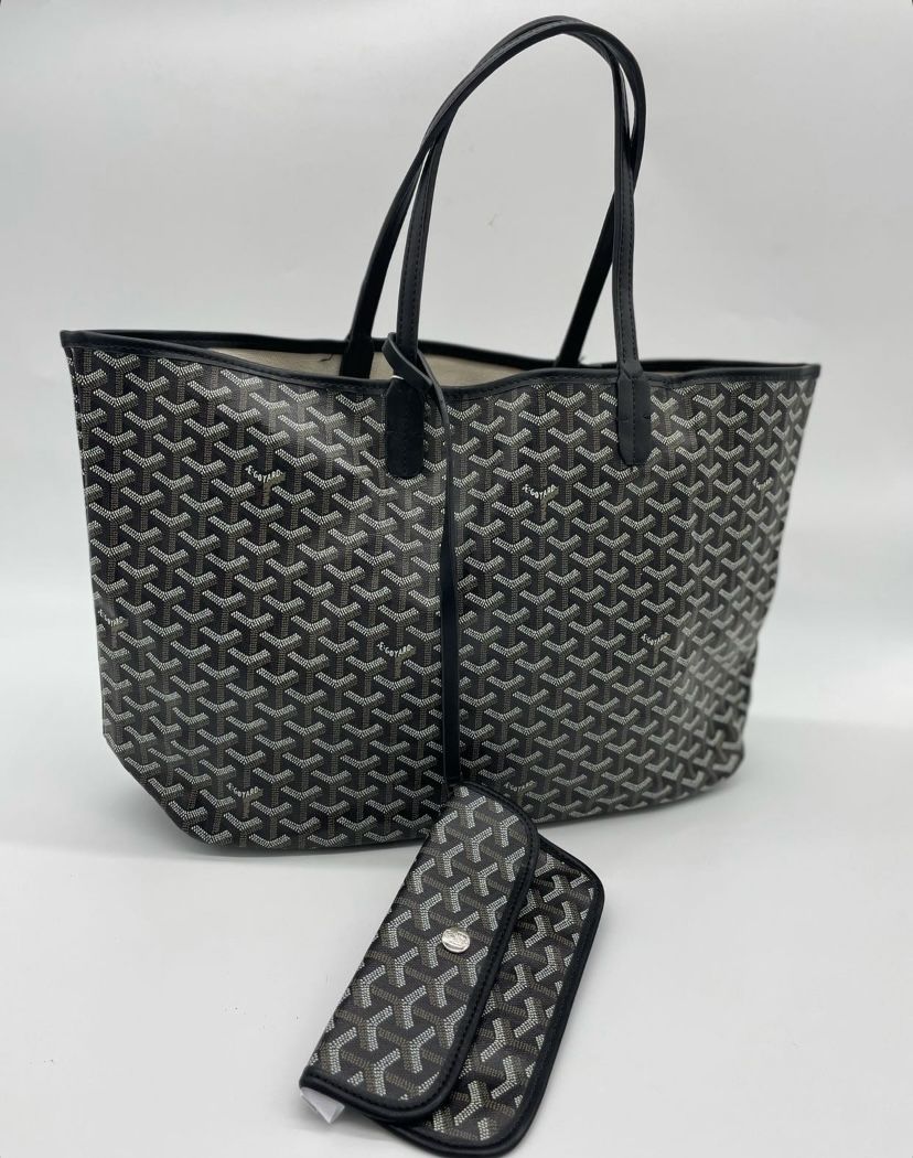 G Tote Bag