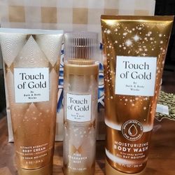 Bath And Bodyworks Bodyspray, Lotion And Bodywash Set