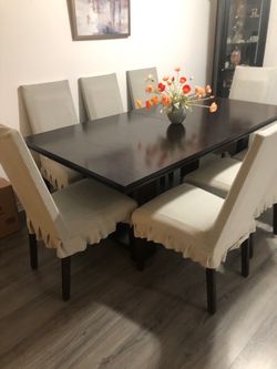 Dining table with 8 chairs