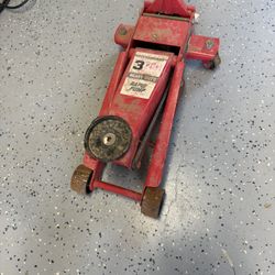 Pittsburg 3 Ton Floor Jack